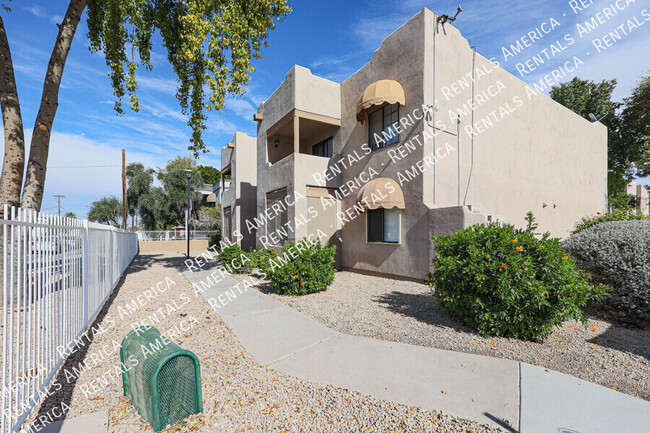Foto del edificio - 5035 N 17th Ave
