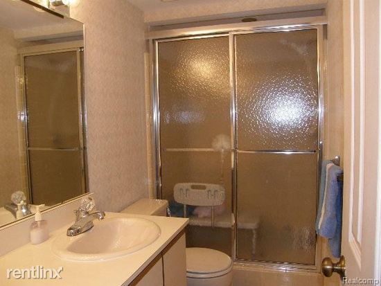 Foto del edificio - 1020 Country Club Dr