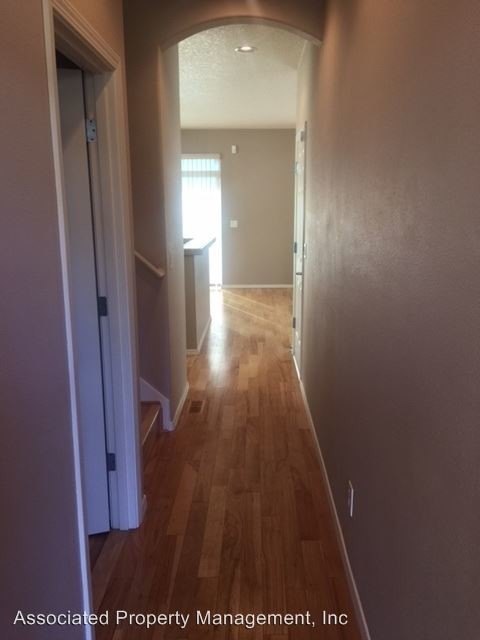 Foto del edificio - 1083 SE Tamora Ave