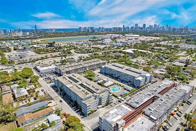 Foto del edificio - 330 SE 2nd St