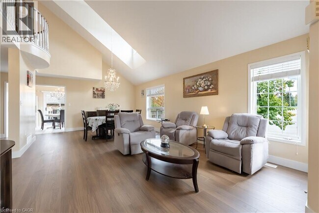 Photo du bâtiment - 263 Hepburn Crescent