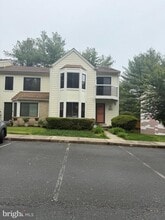 Building Photo - 10739 Mist Haven Terrace