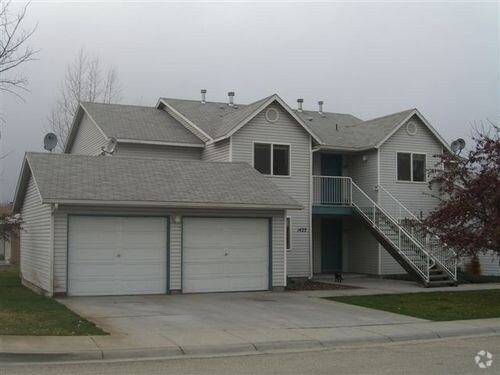 Building Photo - 1425 N Bluff St