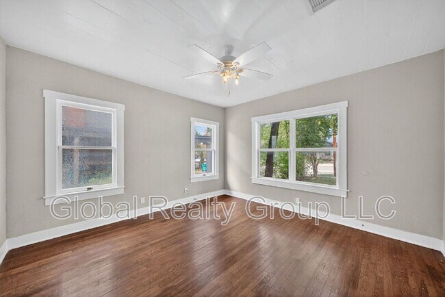 Foto del edificio - 514 Hammond Ave