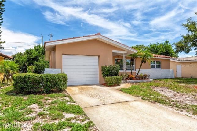 Primary Photo - 2 br, 1 bath House - 2135 Greenbriar Blvd