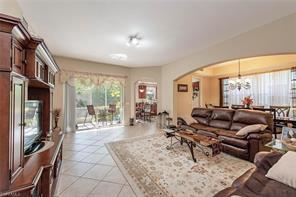 Building Photo - 1325 Mariposa Cir