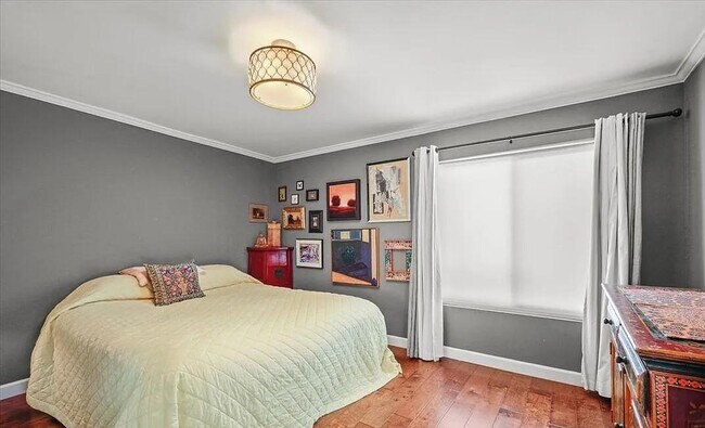 Foto del edificio - 12938 Valleyheart Dr