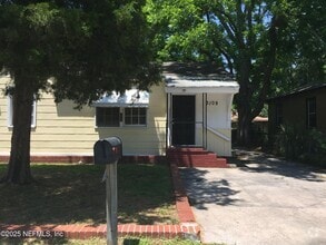 Building Photo - 3109 Fitzgerald St
