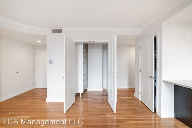 Foto del edificio - 326 S 19th St