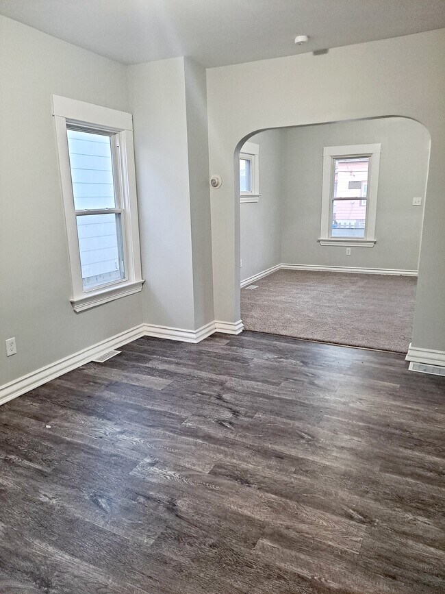 Foto del edificio - 4468 W 28th St