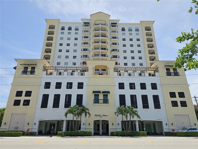 Foto del edificio - 1627 SW 37th Ave