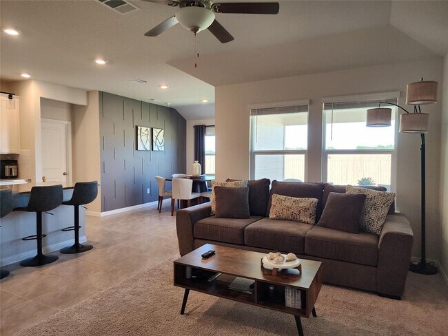 Foto del edificio - 14508 Heartland Dr