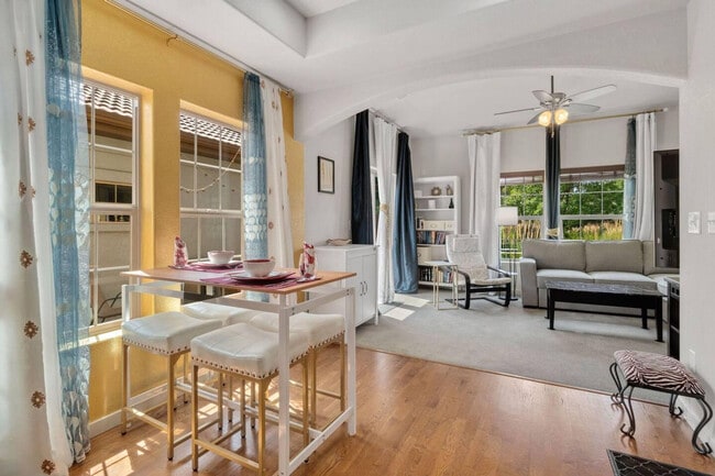 Building Photo - 2919 Emporia Ct