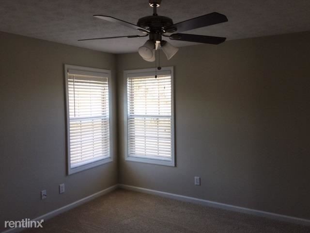 Foto del edificio - 3 br, 2 bath House - 134 Hillwood Dr