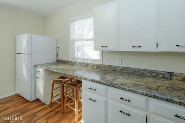 Building Photo - 2 br, 1 bath House - 920 Sunnock Ave