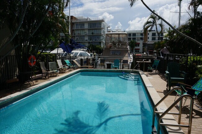 Foto del edificio - 24 Hendricks Isle