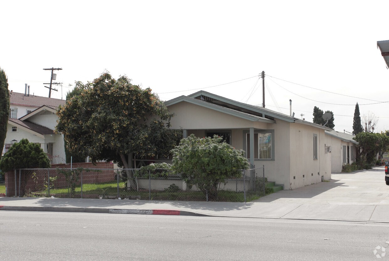 4730 Gage Ave, Bell, CA 90201 Apartments in Bell, CA