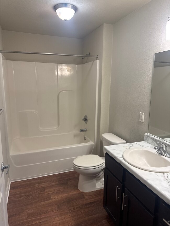 2nd Bath - Abbington Glen