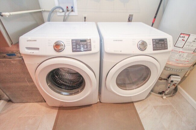 Building Photo - 123 239th Pl SW