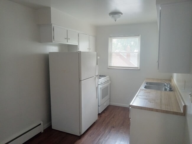 Kitchen - 5361 Plumridge Dr