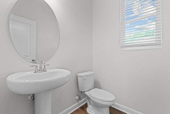 Building Photo - New Construction 3 Bed 2.5 Bath Townhome