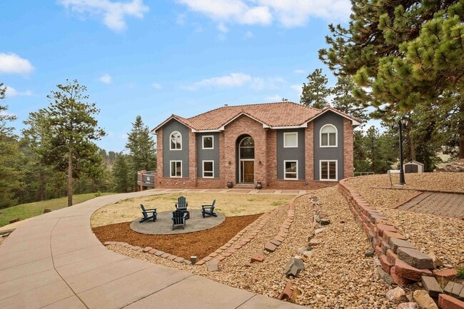 Foto del edificio - Exquisite Lookout Mountain Estate – Where ...