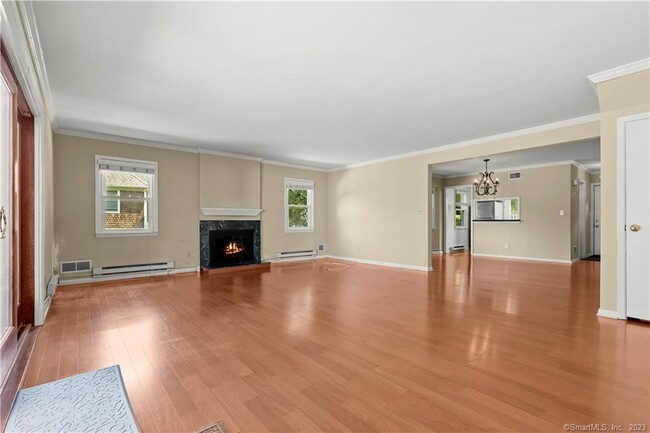 Building Photo - 25 Indian Harbor Dr
