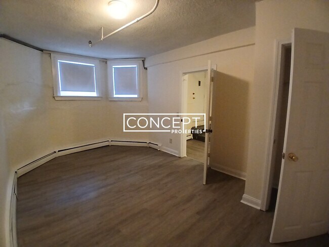 Foto del edificio - 1131 Commonwealth Ave