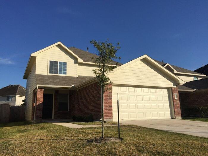 Primary Photo - Diamond Star - 3307 Gold Star Dr, Houston,...