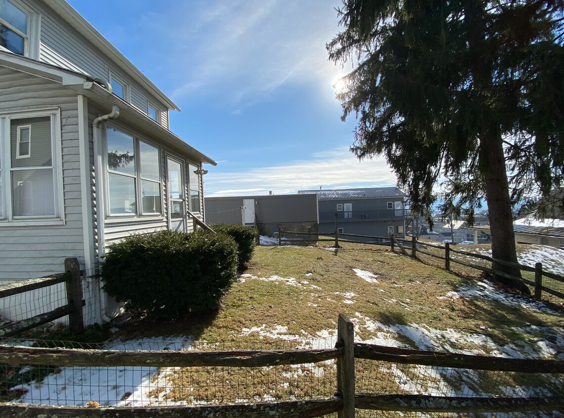 60 Pine St, Bloomsburg, PA 17815 House Rental in Bloomsburg, PA
