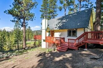 Building Photo - 854 Muskwaki Dr