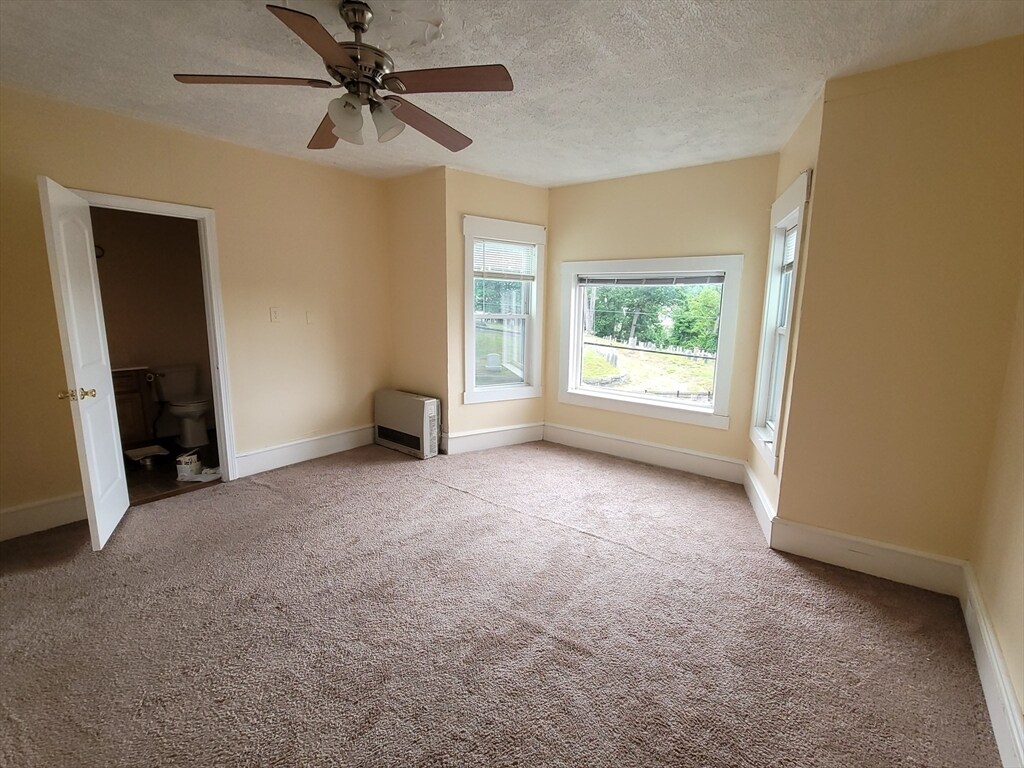 Foto principal - 160 Laurel St