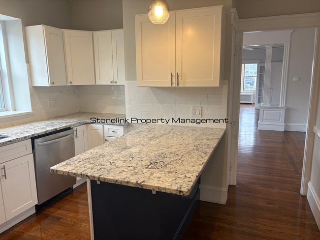 Building Photo - 108-110 Narragansett Street