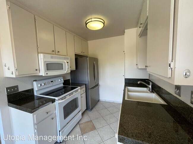 Foto del edificio - 1 br, 1 bath House - 3213 Midway Dr #802