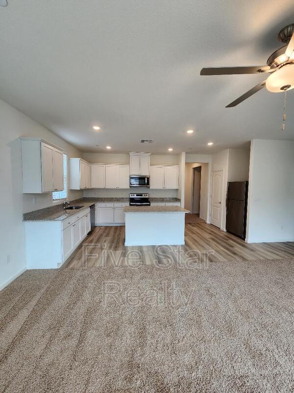 Building Photo - 5532 Sunhaven St