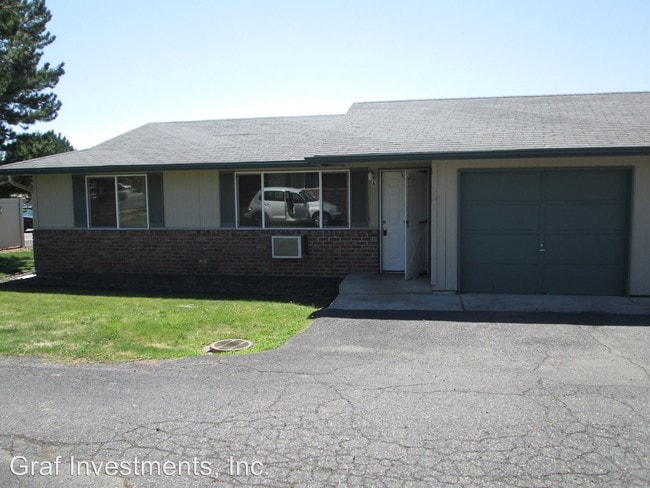 Building Photo - 1122 S 40th Ave