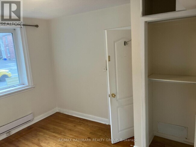 Building Photo - 257 Bronson Ave