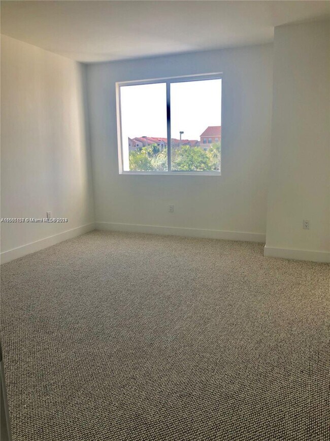 Foto del edificio - 7246 NW 103rd Path