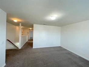 Building Photo - 6714 Dayridge Ln