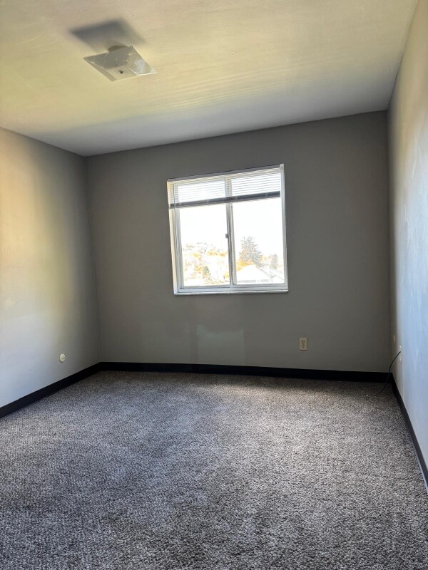 Foto del edificio - 5501 Verona Rd