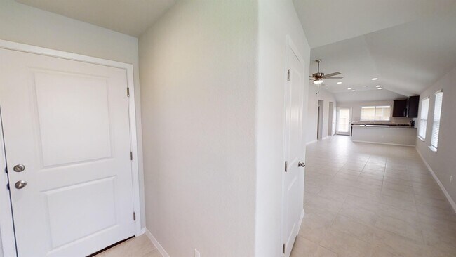 Foto del edificio - 193 Heather Glen Dr