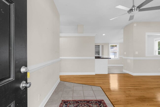 Photo - 2217 Doris Dr House