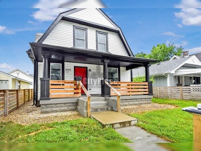 Foto del edificio - 3553 N Kenwood Ave