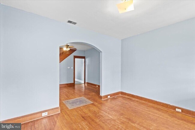 Foto del edificio - 133 Hanover Rd