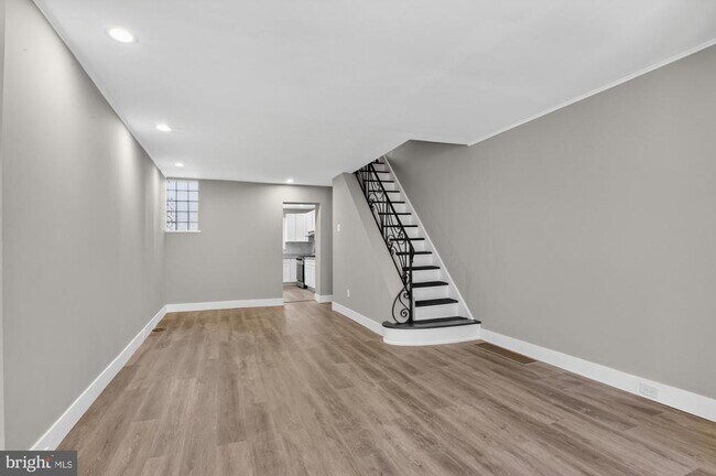 Foto del edificio - 2422 S Iseminger St