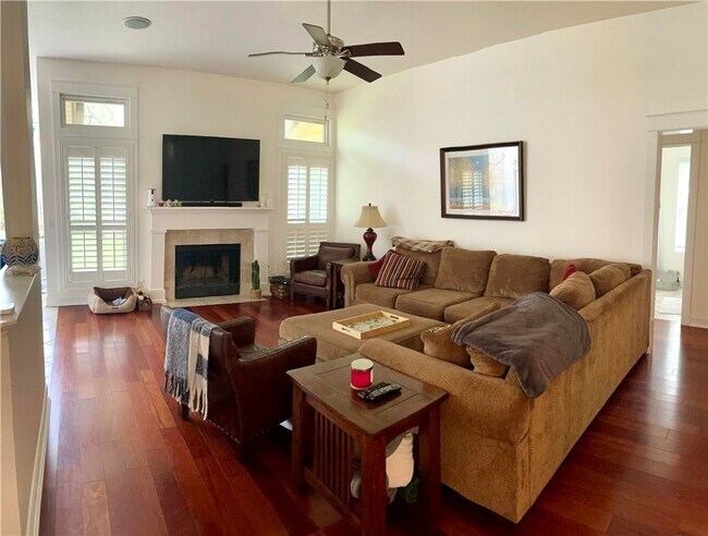 Foto del edificio - 11300 Perennial Ct