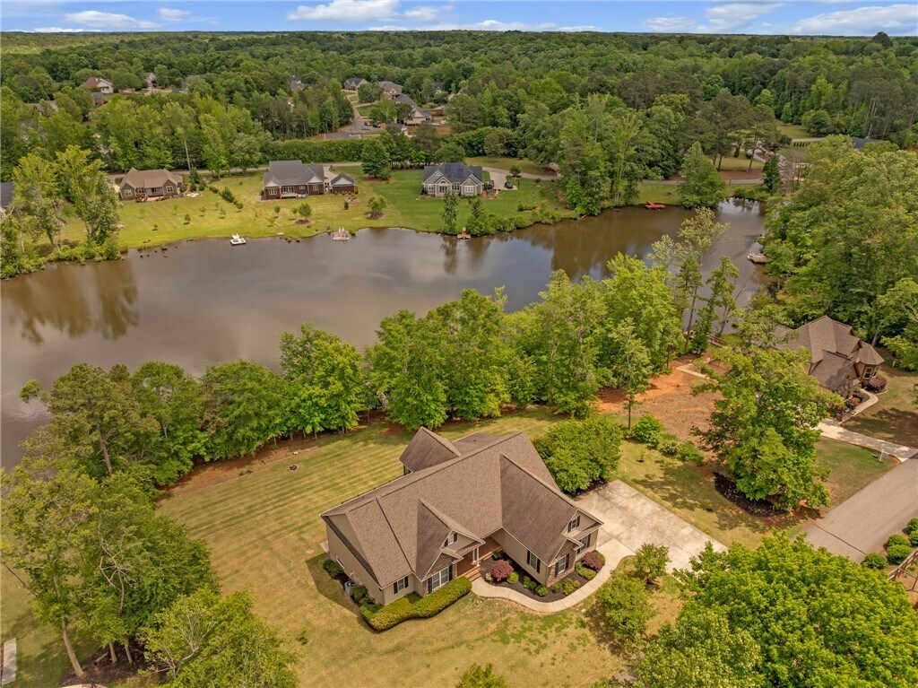 Foto principal - 137 Crawford Lake Dr