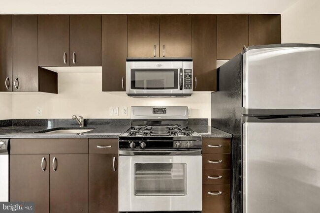 Foto del edificio - 475 K St NW