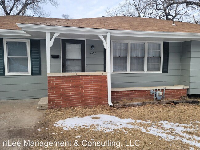 Building Photo - 4 br, 2 bath House - 421 Lee Street