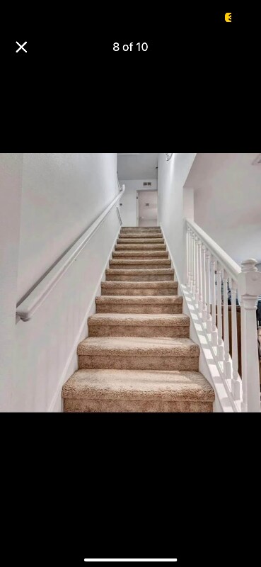 Foto del edificio - 448 Eisenhower Dr